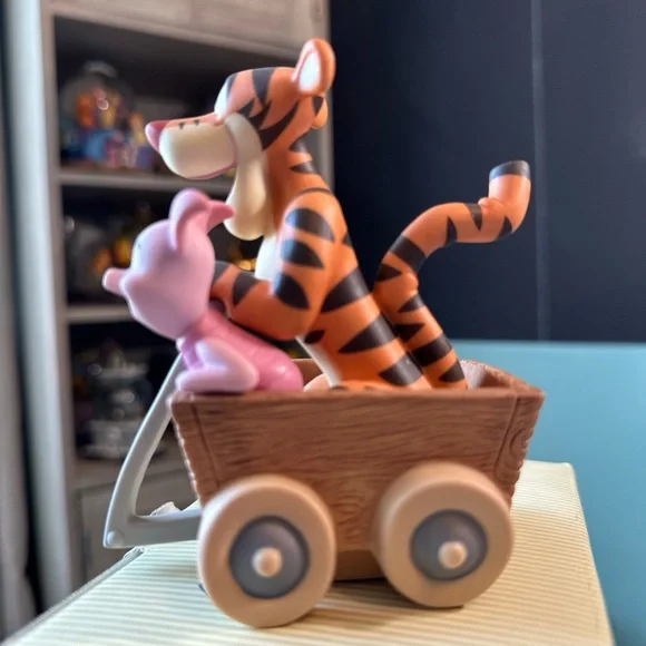 Vintage Disney’s Pooh and Friends - Picture 2 of 5